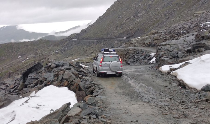 Saanch Pass Photos