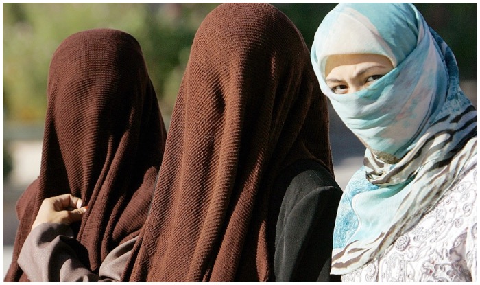 chinese burqa girl in singapore