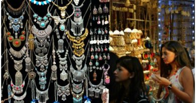 Best 5 Markets to Buy Artificial Jewellery in Delhi