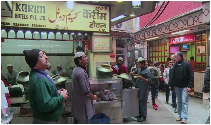 6 places in Chandni Chowk Famous for best street food available