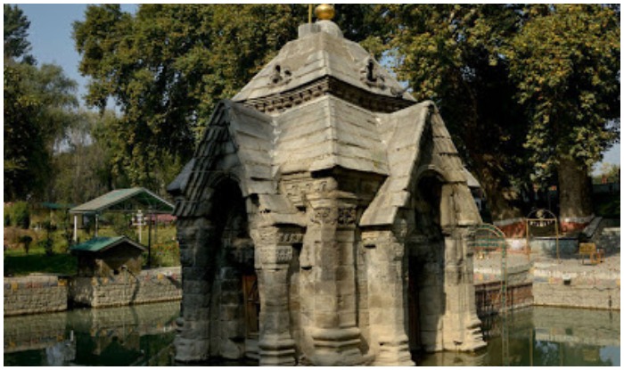 Srinagar has 8 amazing religious places