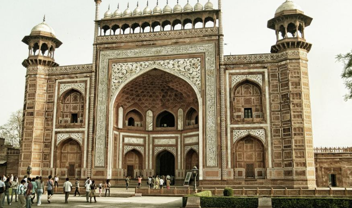 Agra Tour : Agra, visit these 9 places, take full information from here