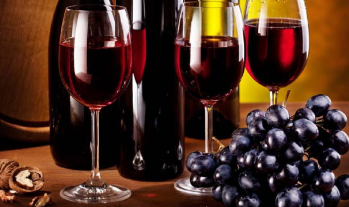how to make raisins and wine from grapes