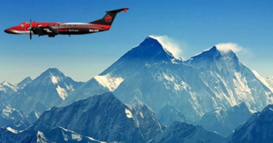 why dont planes fly over the himalayas