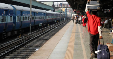 Passengers traveling without masks at the railway station will now be in the squad, a fine will be charged