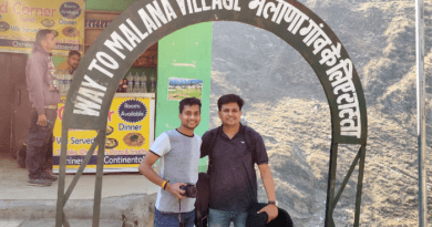 ये सुबह कुछ अलग थी. इस दिन हमें मलाणा ( Kasol to Malana ) जाना था और विपिन-वासु को खीरगंगा. ये सुबह हमारे लिए चुनौतीपूर्ण होने के साथ साथ कई सरप्राइजेस भी लेकर बैठी थी.
